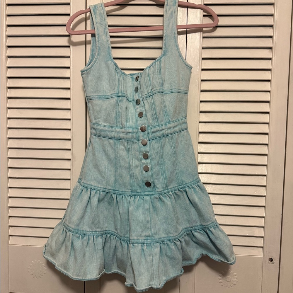 Elliatt Light Blue Button-Down dress